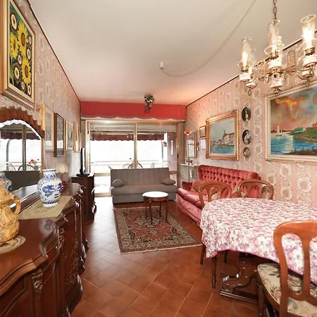 Apartman Liberty By Interhome *